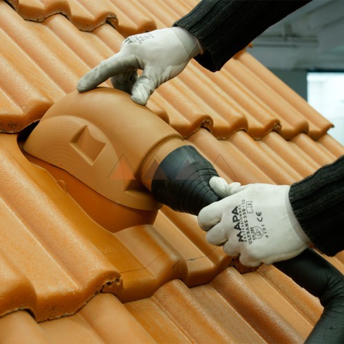 TT Solar Kivezető Elem (DN100)KE8080 Antracit KLOBER